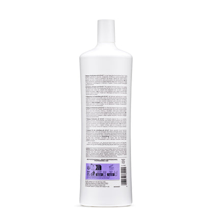 White bottle of pH 4.3-4.7 finalizing shampoo for colored hair, professional use, made in Italy